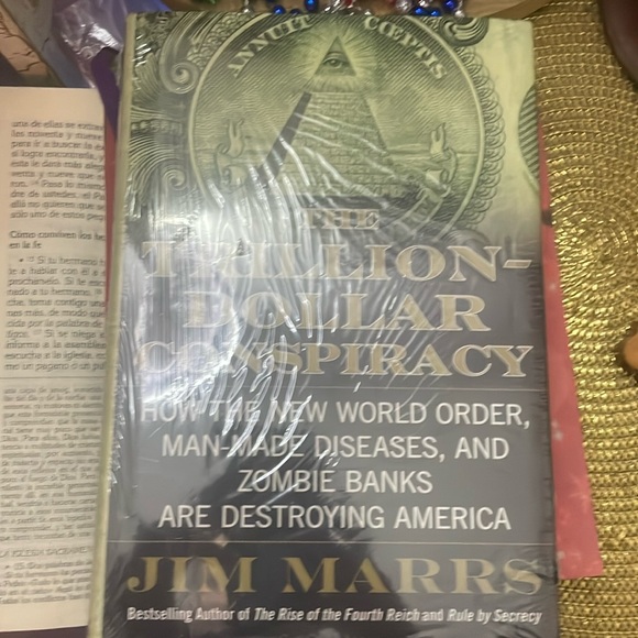 New Seal The Trillion Dollar Conspiracy Hard Cover Actor : Jim Marrs. - Picture 1 of 6